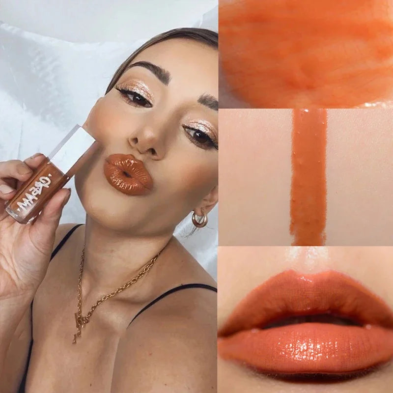 Gloss lips
