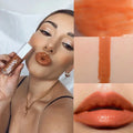 Gloss lips